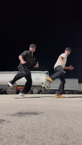 Freestyle 🤘 #perte #twins #bboying #breakdance 