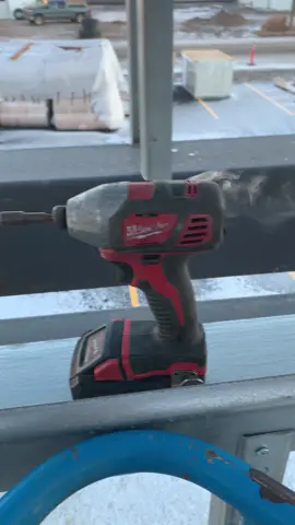 Les than six months old. Milwaukee just ain’t holding up like they used to! @Milwaukee Tool #burntup #dontmakeemliketheyuseto #milwaukeetools 