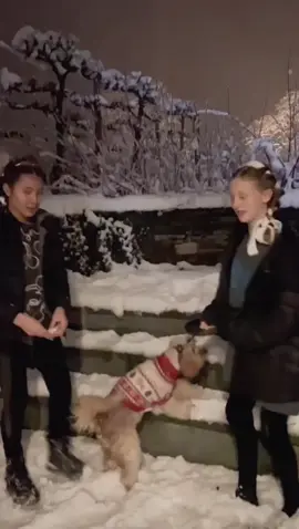 บันเทิงเค้าล่ะ😁❄️🇬🇧
