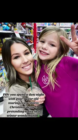 Best night ever with my girl 🎄🤍 #momanddaughter #minibestie #mygirl 