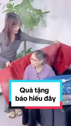 Set quà tặng cho ông bà bố mẹ vào mùa đông này: thảm ngải, gối ngải Trung Hoa#thamngaicuudongy #thamngaitrunghoa #thamngaicuu #thamngai #goingaithaoduoc #goingaicuu #nanocee #thammyhuyentrang 