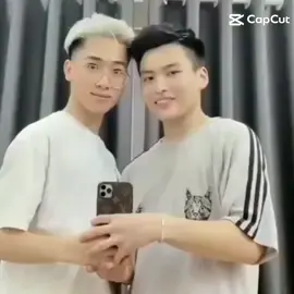 á tao mách mẹ nha 😁