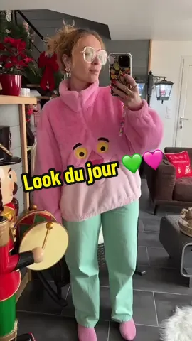Look du jour 🩷💚 #look #lookdujour #outfit #outfitideas #outfitinspo #pinkpanther #beyourself #tenuedujour #unjourunlook #style #mystyle #styleinspo #fyp #foryou #pourtoi 