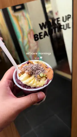 Started our day with a little self-care 💖 #yoga #yogasingapore #acaibowl #cbdsingapore #yogastudio 