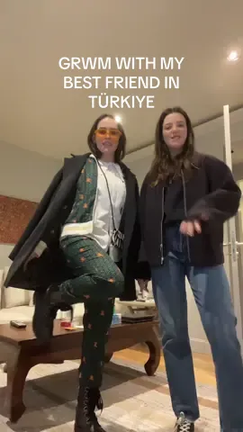 Get ready with me to go explore Istanbul with my best friend! It’s my first time in Türkiye and I already love it here. Give me recs of what to do #OOTD #outfit #gdwm #clothes #winteroutfit #turkey #istanbul travel winter clothes tourist gdwm grwm ootd ootn cold clothing fit layering going out friends eurotrip