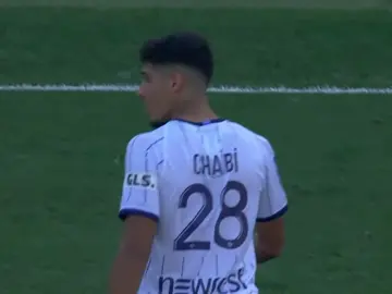 FARES CHAIBI SKILLS 🇩🇿.                     #fareschaibi #chaibi #toulouse #toulousefc #frankfurt #eintrachtfrankfurt #algeria #algerie #dz 