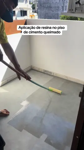 O efeito mais pedido no . Brasil 🔥 #cimentoqueimado . Aplicador de Cimento Queimado e  Pintura 🎨 . Para orçamentos clique no link do perfil, chame no WhatsApp ou ligue (71) 985225215 . . . #cimentoqueimadopiso #cimentoqueimadoBA #cimentoqueimadoparede #Salvador #construcaoba #bahia #obraba #pintor #pintorprofissional #pinturasba #profissaopintor #pintorimobiliario #emdomicilio