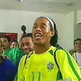 Ousadia e Alegria 🇧🇷 || #brasil #selecaobrasileira #futebolraiz #futebolarte #futebolviral #futebolbrasileiro #viral 