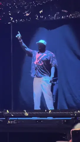 @50 Cent was crazy in Melbourne 🤩 #foryou #foryoupage #melbourne #rodlaverarena #50cent #gunit #finallaptour2023 