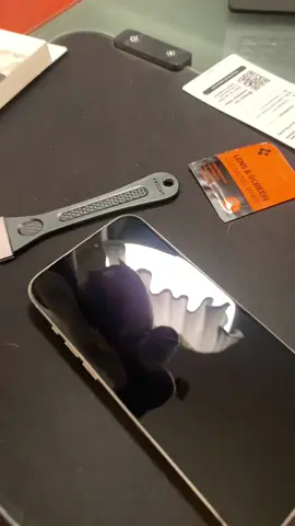 La pantalla del iphone 15 es muy delicada #iphone15 #apple #cristaltemplado  