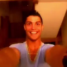 Cristiano Ronaldo em 2008 😂 #cristianoronaldo #ronaldo #futebolarte #futebolraiz #futebolviral #futeboledit #viral 