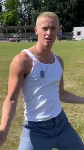 Just 35 seconds of Tom Bllyth dancing by request 🕺 #tomblyth #TheHungerGames #tomblythdancing #thg #tomblythsupremacy #tomblythedit #tomblythhungergames #theballadofsongbirdsandsnakes #hungergamescast #balladofsongbirdsandsnakes #hungergames #hungergamestok #tbosas #songbirdsandsnakes #coriolanussnow #behindthescenes 