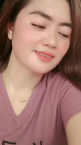 Aku hanya bisa berkata sayang jangan tinggalkan aku.... 😊😘