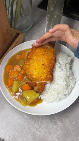Chicken curry katsu for breakfast ♡ Food prep kali ini aku pakai glass food container hasil tebus murah di @indomaret !!!😍