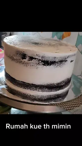 dekorasi cake boboiboy #Cake Aesthetic Black Birthday #caramenghiaskue #cake estetik tapi simpel 
