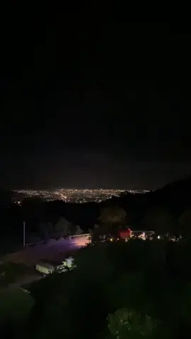 vibes malam nyo di panorama 2 sitinjauik lauik emang bikin pikiran tenang” apolagi makan mie abuih baduo samo adiak🙃😋#hastagfyphariini#panorama2sitinjaulauik #padangsumbartiktok 