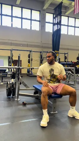And im getting over a cold if you couldnt tell 😐#GymTok #micdup #GymLife #Fitness #bulkingszn #gbt #fyp 