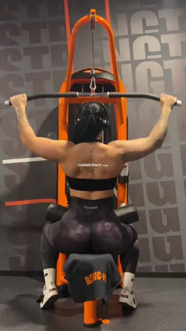 Consistency=key #CapCut #gymgirl #GymTok #gymmotivation 