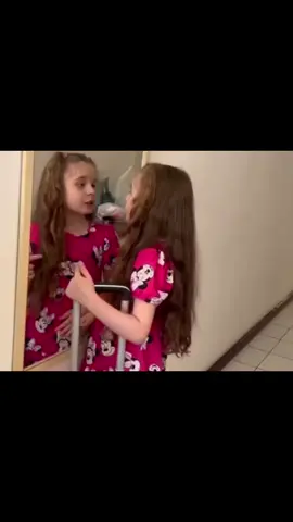 #russian #girl #sing #mirror #huge #voice #great #kids #star #live #Love #tiktok 