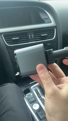 The viral 4 in 1 car charger is worth the hype👌🏼 #carmusthaves #cargadgets #gadgets #tiktokshop #tiktokshopfinds 