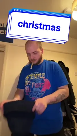 real 🎄 #fake #Christmas #slaszj 