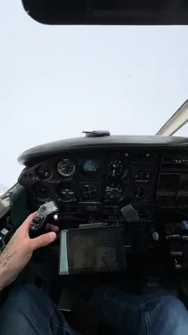 Um pouco de turbulencia para animar o voo 😮‍💨😅🔥