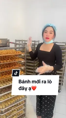 Bánh ngon, nóng hổi, ra lò mỗi đây ạ. Em mời mọi người chốt đơn nha🥰 @GO NUTS - Bánh Dinh Dưỡng #gonutseatclean #muataitiktok #banhhatdinhduong #banhankieng #healthyfood 