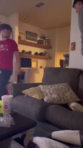 #scarepranks #scarecam #jumpscare #scaryprank #funnyvideos #funnyfails #funnytiktok #scarecamchallenge #fypシ #foryoupage #foryou #viraltiktok #funny #fails #hahahahahahahaha 