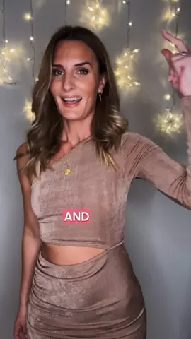 Ad| Come GRWM for a Christmas night out!! 💃🏻 Trying out some of my fave @Maybelline New York products today and I can safely say I’m obsessed with them all!  Right now if you spend £14 on Maybelline @Boots UK You get a Faslies surreal mascara completely FREE!! 😎🎉 Now that my friends is what I call… #GIRLMATH 👌🏼 #ad #maybelline #makeupdecoded 