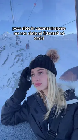 aiutatelo a svegliarsi 😂🥱