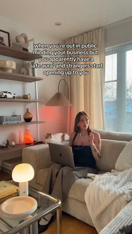 i always feel so honoured 👀👂🏻 #fyp #activelistening #safeaura #aura #trust ib @kanyi.02  