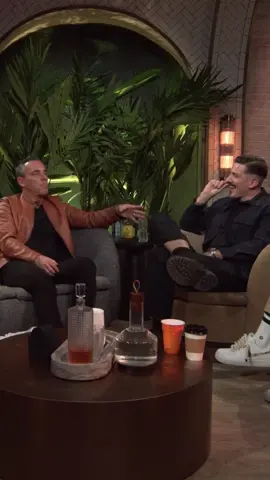 Fabulous Tipper 💰😅😂 #sebastianmaniscalco #andrewschulz #flagrant #comedypodcast #fypシ #thedailycomedian