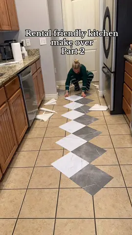 Rental kitchen make over part two 🤩 Im finally starting to see the potential here!!👌 #rentaldiy #rentalfriendlydecor #renterfriendlymakeover #homedecorideas #peelandsticktile #peelandstickflooring 
