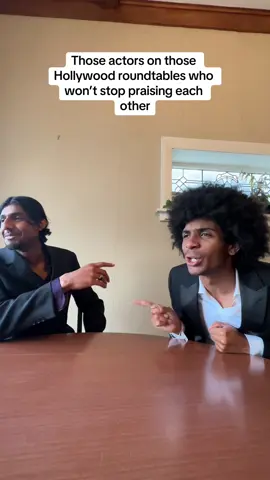 Actors on actors complimenting each other 😂 #hollywoodroundtable #actorsonactors #actors #compliment #margotrobbie #cillianmurphy #robertdowneyjr #markruffalo #interview #celebrity #impression #uk #nz #aus #canada #usa 