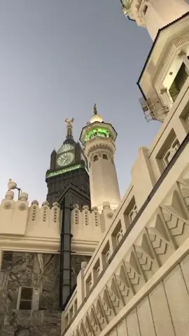 maa syaa Allah tabarakallah ✨❤️ Jum'at berkah. yuk kak perbanyak sholawat nya❤️‍🔥 #aestheticislamic #muslimahhijrah #hijrahbareng #aestheticvideos #sholawatjumat #sholawat #mekkah #storywa #fyp  #hubbennabimaherzain 