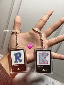 R?K  link keychain bio no 29#gantungankunci #gantungankunciviral #gantungankuncispotify #keychain #inisial #gantunganinisial 