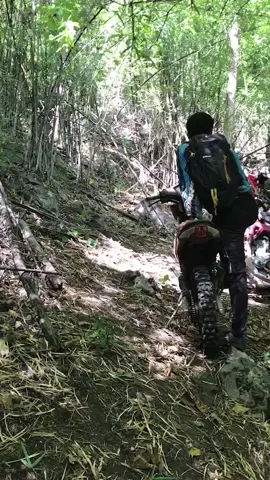 ท่าสวย🤣🤣#เมียหน่ายเอ็นดูโร่ #ฮาร์ทเอ็นดูโร่ #วัยรุ่นเที่ยวป่า 