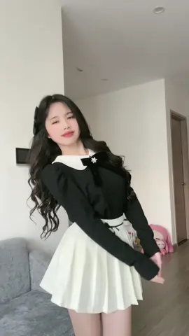 Bí mật là set đỏ đầu tiên diện đi chơi Noel được nha 😉 @Bối Bối Store 