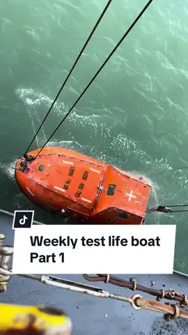 Weekly test for life boat  Bagi yg tau kapan life boat di gunakan dan sound signal untuk boat station, bisa jawab di kolom komentar ya guys. #lifeboat #lifeboatlaunch #lifeboats #lifeboatcrew #sart #seamanlife #pelaut #seaman #seamantiktok #fyp #fypシ #lsaequipment #ffaequipment #vlogpelaut #vlogpelautindonesia #pelautindonesiatiktok #Vlog #kapal #pelautindonesia🇲🇨🇲🇨 #kapaltangker #bridge #pelautpunyacerita #pelautmuda 