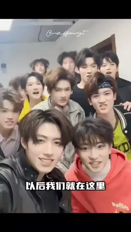 TransForm Project resmi buka akun Kuaishou. Bagi yang punya Kuaishou, jangan lupa follow yaaaa!  #tffamily_3rd_generation #tffamily #tf家族三代 #TF家族 #登陆计划_transformproject #登陆计划 #tfentertainment #timefengjunentertainment #时代峰峻 #左航 #邓佳鑫 #左邓 #zuohang #dengjiaxin #zuohang_左航 #dengjiaxin邓佳鑫 #zuodeng #zuodeng左邓 #zhuzhixin #zhuzhixin_朱志鑫 #muzhicheng #muzhicheng_穆祉丞 #朱志鑫 #穆祉丞 #suxinhao #苏新皓 #张极 #zhangji #张泽禹 #zhangzeyu #陈天润 #chentianrun #余宇涵 #yuyuhan #童禹坤 #tongyukun #黄朔 #huangshuo #张峻豪 #zhangjunhao 