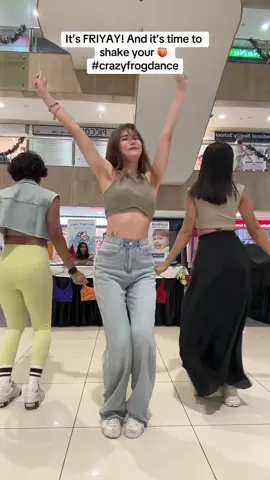 Let looae and do that #crazyfrogdance  @Celeste Bo @YaniFitness @ikadancewear #tiktokdancechallenge #trend #viral #fypage 