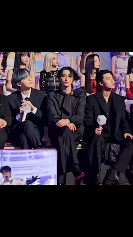 He's like this strict mother watching their son perform #parkseonghwa #seonghwa #ateez #atz #zb1 #zerobaseone #mama2023 #kpop #foryou #fyp 