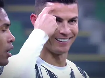 High IQ Moments 🧠🤯 #fyp #football 