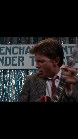 Johnny B. Goode Ft. Marty McFly #musica #rockandroll #rock #pop #retro #80s #peliculas  #pelis #peliculasrecomendadas 