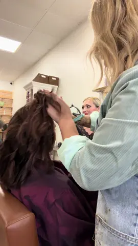 Do some hair with me 💖  #fyp #trending #staugustinehairstylist #florida #jacksonvillehairstylist #staugustinehair #hair #hairstylistoftiktok #jacksonvillehair #jacksonvillehairstylist 