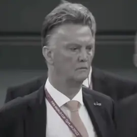 في نفس هذا اليوم قبل سنه بالضبط 🥶🥶!     #messi #worldcup #vangaal #holland 