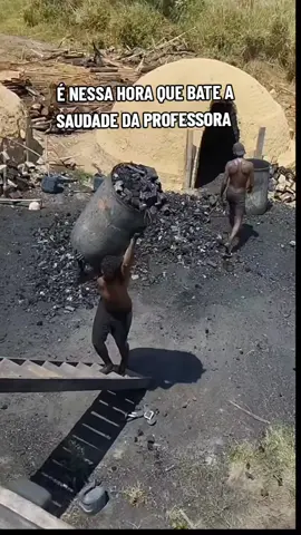 Nessa hora que bate a saudade da professora, é difiço #Letisgo  #letisgooficial  #áudiosengraçados 