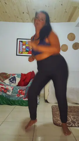 Funk melody e funk das antigas quem curti aí, quem já dançou na abertura dos bailes , responde aí nos comentários . . .#funk #funky #funkmelody #funkdasantiga #funkeira#dança #coroa #musica #dance 