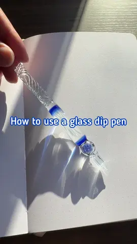 Happy Friday! 🖋️For those new to glass pens, I’ve condensed a quick 30-second guide on how to use them! They’re delicate being made of glass, but their beauty and the ease of changing ink colors are unbeatable perks. Tap @komorebistationery to see more about glass pens and inks! #japanesestationeries #glasspen #glassdippen #PenCraftsmanship #luxurystationerydesign #fountainpenink #howtouse #glasspens 