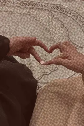 Halal Couple 🫶🏻🌹 #halalcouple #halalcouplegoals #bismillah #oneday #lauhulmahfudzku🖤 #hug #islamiccouple #couplegoals #nikka 